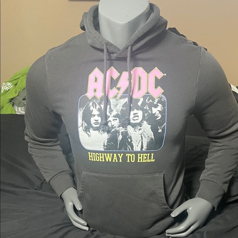 Old Navy Men’s Black AC/DC Graphic Hoodie Sweatshirt Size Medium